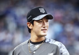 'One win followed by four losses, then five straight wins': How Go Young-pyo overcame the crisis and began his 'five consecutive quality starts' magic with a new weapon [Suwon]