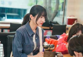 'Regreso' de Ahn Hee-yeon, un primer amor como por arte de magia..sonrisa más radiante [El amor ha llegado]
