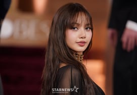 «Black Pink Lisa, похоже, расстались с LVMH III» и снова вспыхнули шокирующие разрывы. [человек.]