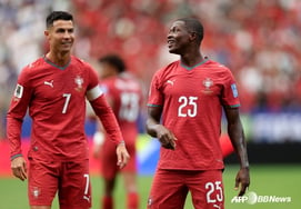 "Gol fantástico al sustituir a Ronaldo", revela Mendes la anécdota del gol de tiro libre: "Una táctica planeada"... Engañó incluso al camarógrafo y al portero