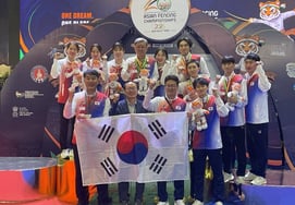 South Korean fencing adds gold and bronze medals at the Asian Fencing Championships team events! 女Sabre reclaims top spot after three years