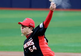 [De un solo golpe] 'Sacudido en el final del tercer inning': Yang Hyeon-jong enfrenta a An Woo-jin en duelo de abridores