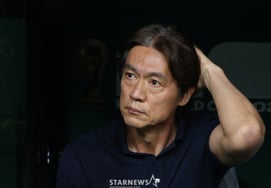 The heavens truly favor Hong Myung-bo's team... Even the 'strongest' Brazil was avoided; if Canada is overcome, advancing to the Round of 16 is certainly worth a try.