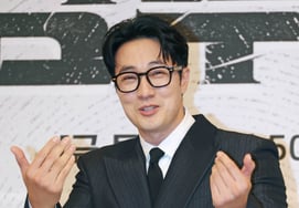 So Ji-seob: «¡Ven aquí, jefe Kim!» [★FOTO]