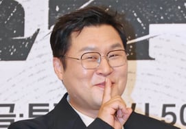 ユン・ギョンホの「愉快な笑顔」 [★フォト]