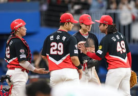 'Cuatro victorias consecutivas' de KIA en racha imparable, 'cinco jugadores' elogiados por el estratega... "Prepararemos bien la última serie de la gira de nueve partidos en la región metropolitana contra Doosan" [en el lugar de Gochok]