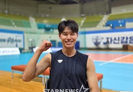 「息子はインタビューを受けると、一番よくやったと思います「大韓航空展、あのスリルをもう一度！ '二人の子供のパパ'イ・シモンは準備が整った [インタビュー]