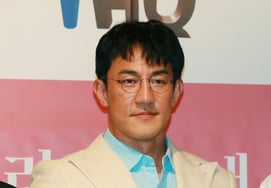 ハン・ジョンス「ホン・ミョンボ、すぐに代表チームを辞めて年俸20億を返せ」と怒り [スター・イシュー]