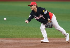 KIA logra otra racha de cuatro victorias consecutivas, lo que genera cambios en la alineación titular; ¿continuará la racha de dos victorias al enfrentarse a Doosan [Jamsil, en el lugar]