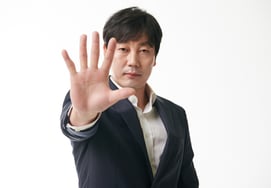 "El desastre provocado por la confusión de la victoria como ofrenda": Song Jong-guk sobre la derrota total ante Sudáfrica "El juego de pases desapareció... ¿por qué no hay cambios tácticos cuando vamos perdiendo?" [★Insight Mundial Song Jong-guk ④]