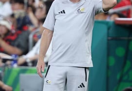 [フォト] ウィゴ・ブロス監督「勝利が目の前」