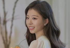 ¿Solo Moon Chae-won?.. Miembro fundacional Shin Yu-jin de hoy, se casa con el actor Hwa-gwa hoy (28) [Star Issue]