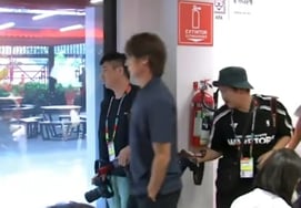 ポケットに手を入れたホン・ミョンボ監督にガムストが激怒「全く謝罪しているようには思えない、辞任会見も一方的に通告」