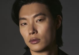 'Drug Use' Yoo Ah-in's Agency, Losing Ryu Jun-yeol Alongside Song Hye-kyo.. A Series of Departures [Star Issue]