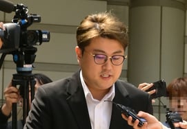 'Drunk driving hit-and-run' Kim Ho-joong, parole D-1.. "Will leave prison by car without saying goodbye" [Star Issue]