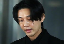 离开UAA的刘亚仁，仅转会的定金就最少50亿？ Gallaco Peration"沉默不语"
