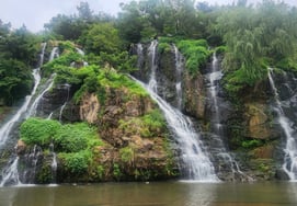 [K-TRAVEL①]Seúl Hongje Waterfall... Olvídese del verano en la cascada del centro urbano
