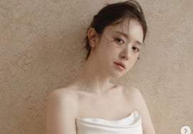 ユ・ヘジュ、出産の1ヶ月前..ウェディングフォトのような第二子の妊娠フォトを公開