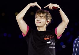 BTS V "Winter Ahead" Spotify превысил 700 миллионов.