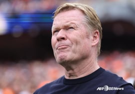 [Official] "Compared to Japan, shocked by defeat to Morocco": Netherlands coach Ronald Koeman suddenly resigns, "Now heading back to family"... A lonely exit after three years