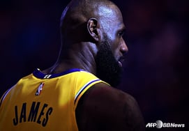 LeBron Lakers sẽ rời đi! Điểm đến tiếp theo là Golden State? Beautiful Goodbye trong sự biết ơn của chủ sở hữu câu lạc bộ "