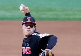 Al día siguiente del Día del bullpen, LG mantiene su fuerte lluvia de lanzadores: "Es posible que participen Rios y Son Ju-young". Ham Deok-ju e Lee Woo-chan quedan excluidos; todo el bullpen permanece en estado de alerta.