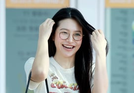 Red Velvet, Yeri con una «sonrisa radiante» [★FOTO]