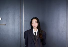 Hana Korea: Kim Min Ha mơ ước trở thành ca sĩ trước đây北 'Học tiếng địa phương như đọc nhạc phổ' [Phỏng vấn ②]
