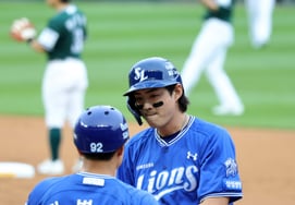 [Photo] 'Goo Ja-wook, who drove in a run against the Hatch'