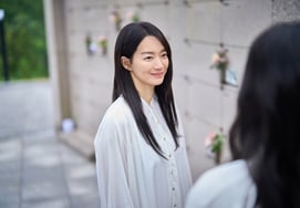 Shin Min-a is on a reverse run... 'Pupil' breaks 500,000 viewers in third consecutive week at No. 1 [★Movie Chart]