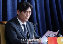 "Lo realizó el reportero sénior Hong Myung-bo en solitario": ¿Dónde está realmente el responsable de esta tragedia... 'Huida tras huida': la amarga realidad actual del fútbol coreano [Tema Mundial]