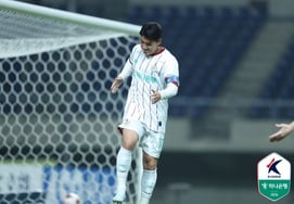 'Jin Min-gyu abre la vanguardia y Eom Won-sang regresa a la lista de convocados': Se anuncian los alineaciones iniciales del partido Daejeon-Bucheon [Desde el estadio de Daejeon]