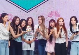 "いつか『突然』また現れるかもしれない"..I.O.I、音楽番組でトリプルクラウン達成