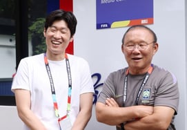 チョン・モンギュに続き、パク・ハンソサッカー協会副会長も去る「ワールドカップ前から決意していた」··· これからはタイリーグに集中