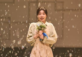 《李东河♥》朴素珍,结婚3年后登上了舞台。"治愈痛苦的记忆"观众产生共鸣