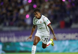 ¡Batiendo tambores y zambulléndose en el juego! Pohang's versatile key player Wanderson, MVP de la ronda 16... La K League 2 es para Kim Ju-gong de Daegu.