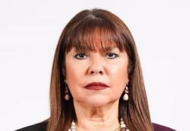 '怒った'ムバッペ、人種差別をしたパラグアイの'女性議員の顔'を直接公開··· 「文字すら学んでいない野蛮人」への非難に真の教育