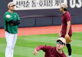 [One Quick Swipe] 'Now is the time to rise!' Bae Dong-hyun prepares for match against KT