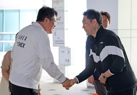 Kim Dae-hyun, Vice Minister of the Ministry of Culture, Sports and Tourism, visits the Badminton Senior League site: "Life sports are the most effective way to reduce medical cost burdens"