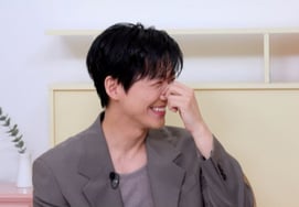 "准爸爸"南宫珉"♥和真美变得生疏的话就找求婚视频吧" [阁楼]