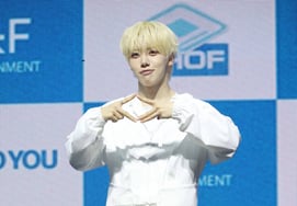 9车WOONG GI的'可爱外貌' [★照片]