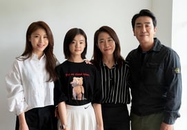 [公式] 柳承龙X河智苑的《悲光》，时隔5年正式公开...9月上映
