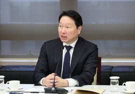 崔泰源开始销售AI内存...SK海力士在纳斯达克上市