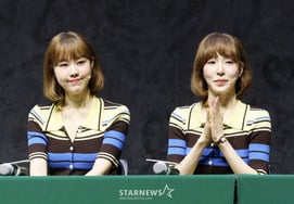 'Byun Yo-han♥' Tiffany Young Returns to the Stage: "Growing Along with 'Yumi'" (Yumi's Cells) [Star Scene]