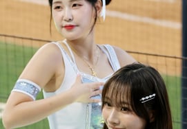 [一度にサッと] 最終戦で全勝した勝利 豪雨が降って残念だが「衣装も特別に」 イ・ソユン