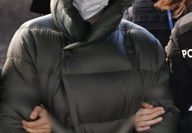 "Recuperación de 20.000 wones"... Hwang Ha-na liberada, nuevamente "absuelta en primera instancia por cargos de drogas"; solo la fuga resultó en multa [Star Issue]