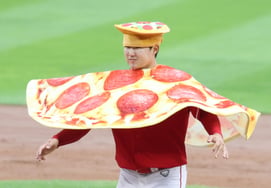 [Foto] Lee Do-woo: «Ponchar y comer»