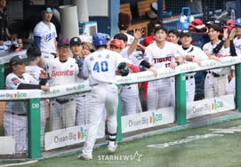 El partido de estrellas de la Liga Futures de la KBO 2026 se celebró el día 10 en el estadio de béisbol Jamsil de Seúl.