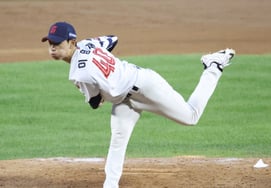 [Photo] Lee Young-jae "Hit it right in the center"