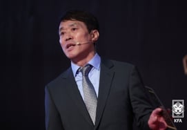 'チョン・モンギュ会長の不法買収疑惑'の中心人物はどこにいるのか··· 「ソン·フンミン·ファン·ヒチャンの盾役→急遽撤回」公聴会の実効性に疑問